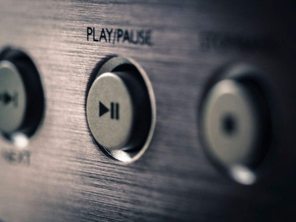 Stress Less Hack: Hit the Phone Pause Button